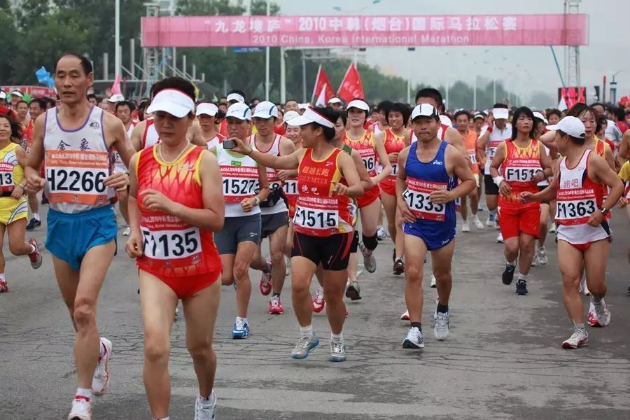 马拉松跑配速对照表_马拉松配速跑_马拉松跑配速员是干什么的