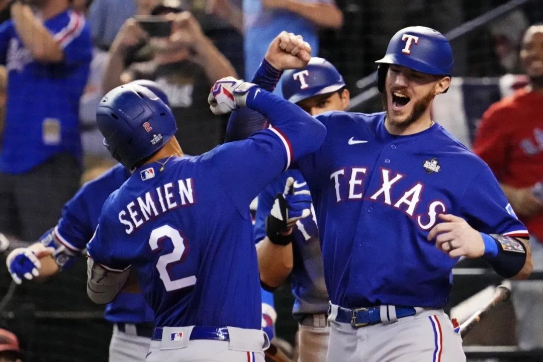 棒球运动 得克萨斯游骑兵终结62年冠军荒，MLB世界大赛创下多项纪录
